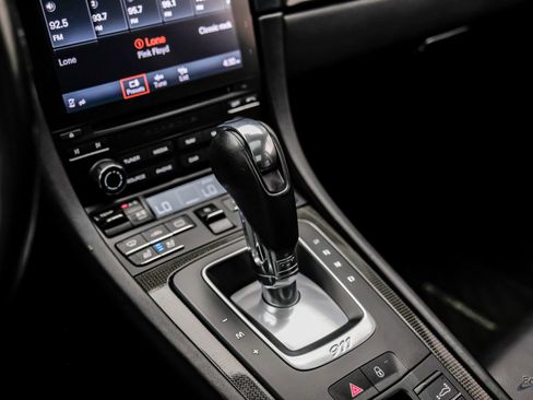 Used 2017 Porsche 911 Turbo S image 62