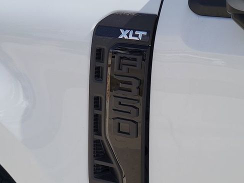 New 2025 Ford F350 XLT w/ Black Appearance Package AWD/4WD image 12