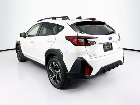 Used 2024 Subaru Crosstrek 2.0i Premium image 5