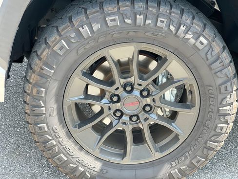 Used 2024 Toyota Tundra Limited w/ TRD Off-Road Package AWD/4WD image 9