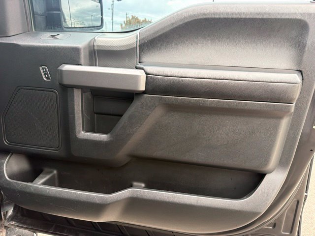 Used 2015 Ford F150 XLT w/ Equipment Group 302A Luxury AWD/4WD image 8