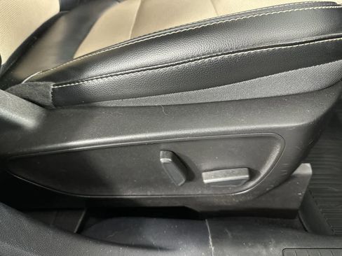 Used 2022 Ford Escape Titanium w/ Titanium Elite Package image 26