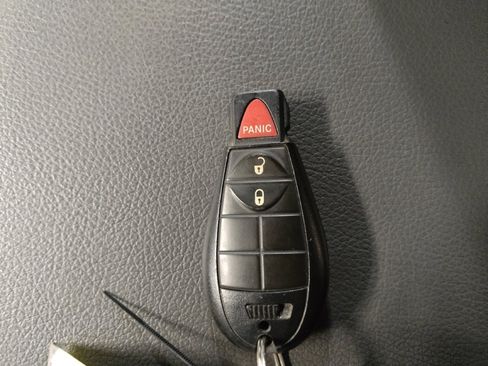 Used 2018 RAM 1500 Express w/ Express Value Package image 32