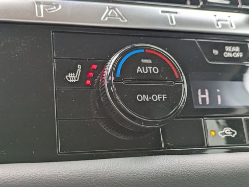 New 2026 Nissan Pathfinder SL FWD image 17
