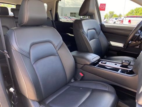 Certified 2025 Nissan Pathfinder SL AWD/4WD image 9