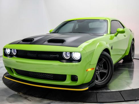 Used 2023 Dodge Challenger SRT Super Stock RWD image 5