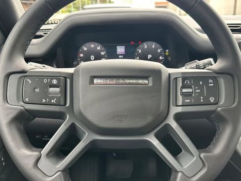 New 2026 Land Rover Defender 110 X-Dynamic SE image 22