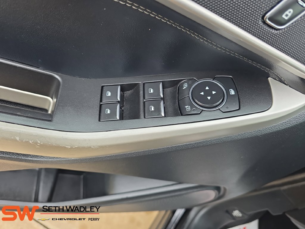 Used 2021 Ford Explorer XLT w/ Equipment Group 202A AWD/4WD image 29