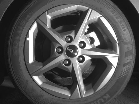 Used 2025 Kia K4 LXS image 14