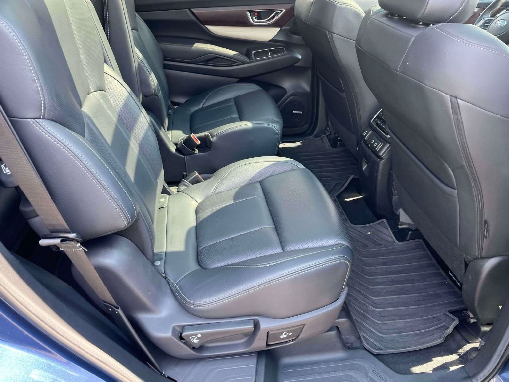 Used 2022 Subaru Ascent Touring AWD/4WD image 16