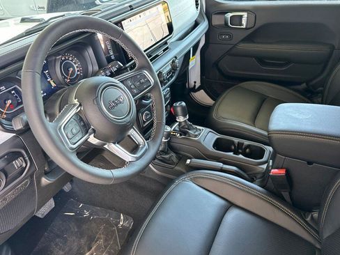 New 2025 Jeep Wrangler Unlimited Sahara w/ Safety Group image 7