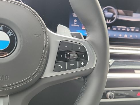 New 2027 BMW X7 xDrive40i w/ M Sport Package AWD/4WD image 18