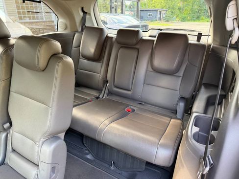 Used 2014 Honda Odyssey Touring Elite image 30