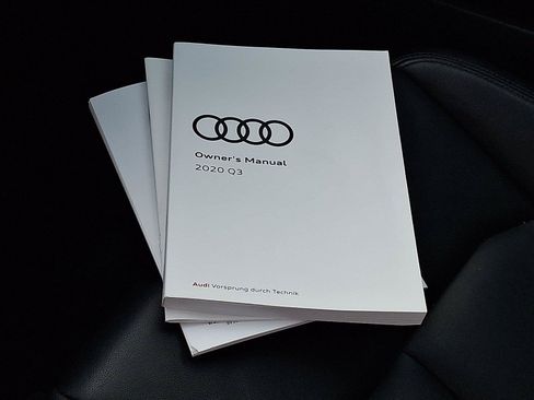 Used 2020 Audi Q3 2.0T Premium w/ Convenience Package AWD/4WD image 28