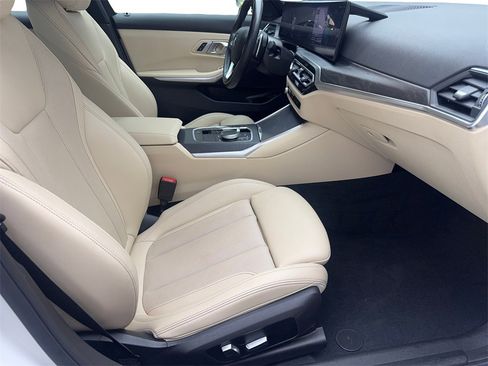 Used 2023 BMW 330i Sedan w/ Driving Assistance Package image 44