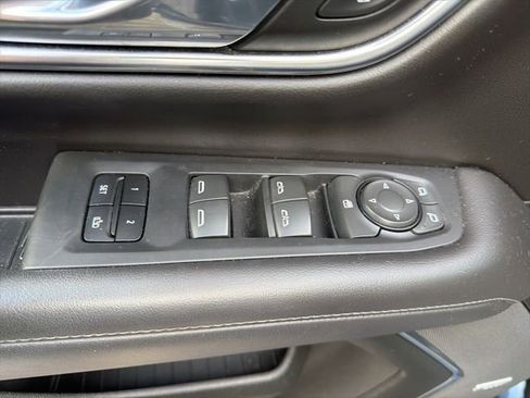 Used 2021 Chevrolet Tahoe Z71 image 23