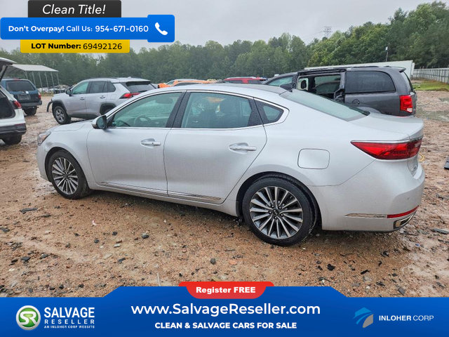 Used 2017 Kia Cadenza Premium w/ Luxury Package FWD image 3