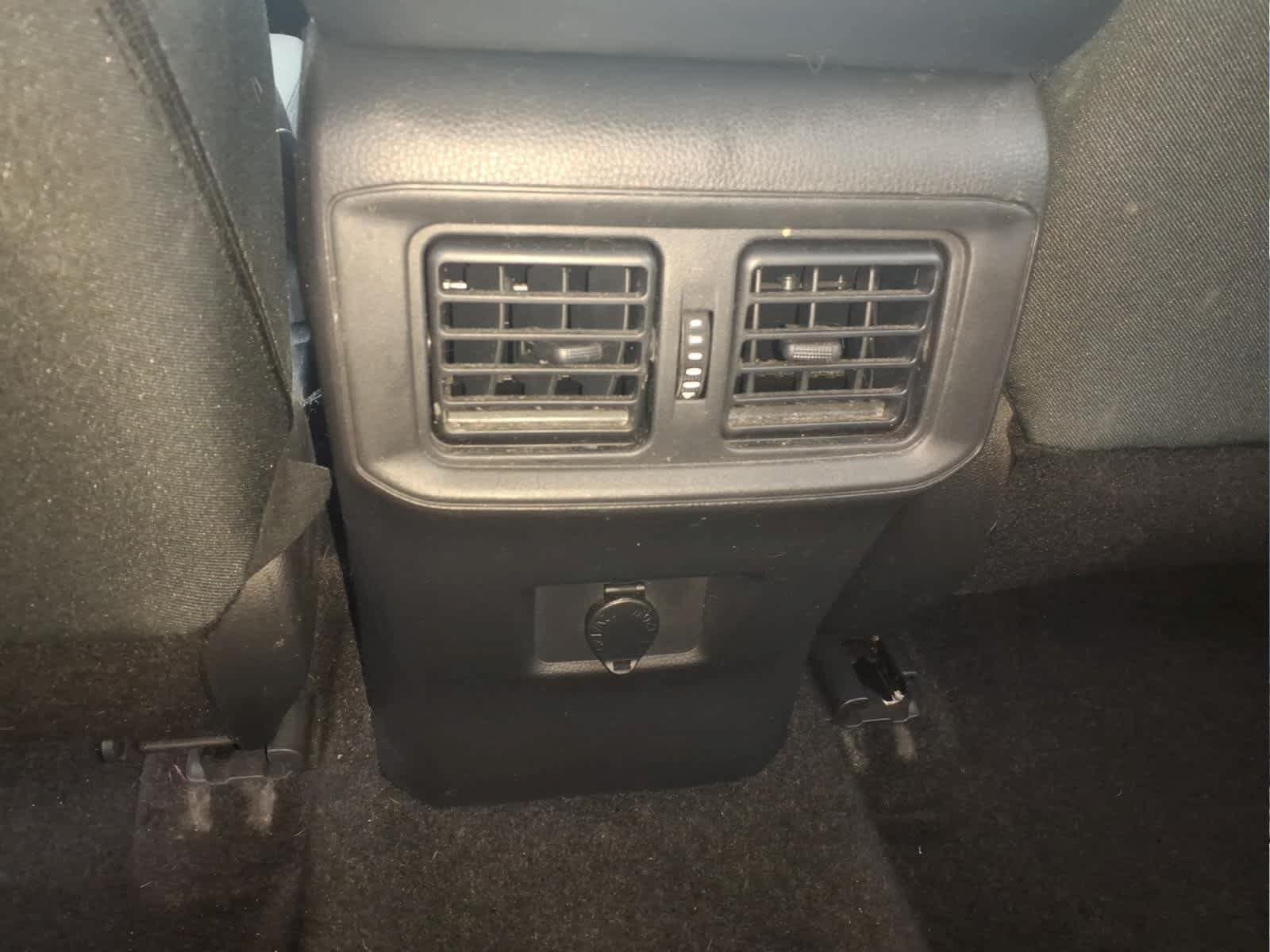 Used 2023 Toyota RAV4 LE AWD/4WD image 13
