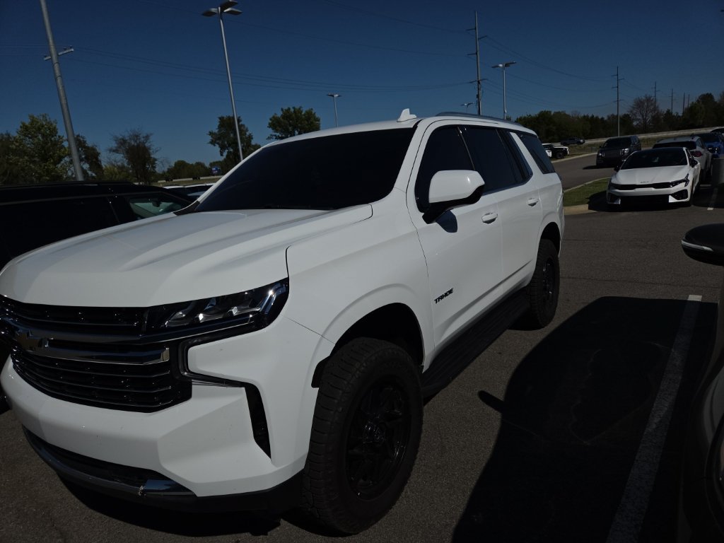 Used 2021 Chevrolet Tahoe LT AWD/4WD image 2