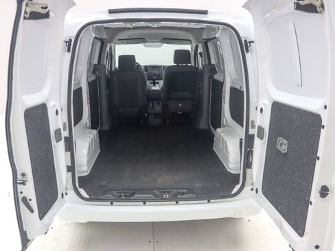 Used 2017 Nissan NV200 SV w/ Technology Package FWD image 11