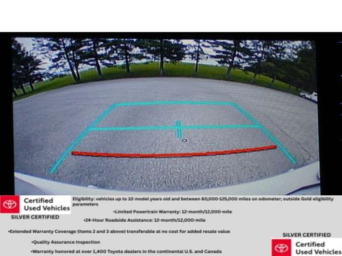 Certified 2017 Toyota Prius Three Touring FWD image 24