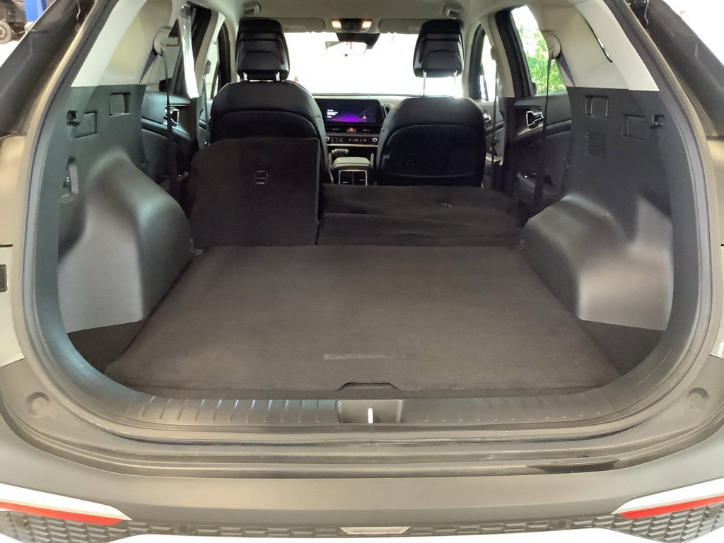 Certified 2024 Kia Sportage EX AWD/4WD image 19