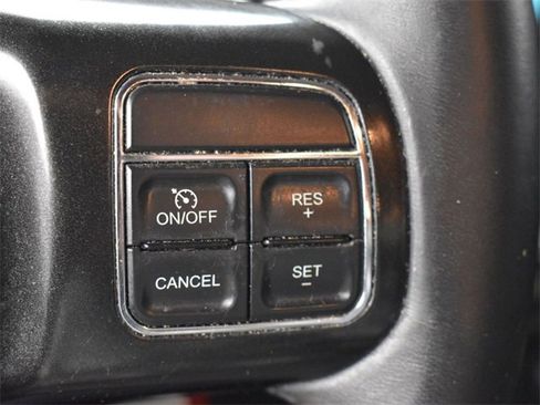 Used 2017 Jeep Wrangler Unlimited Sahara image 24