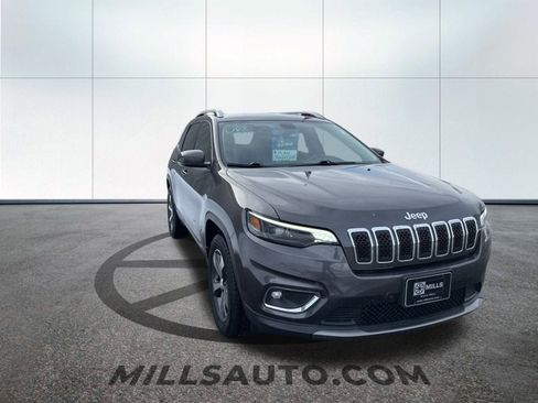 Used 2019 Jeep Cherokee Limited image 5