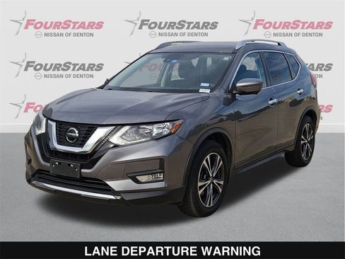 Used 2019 Nissan Rogue SV w/ Premium Package image 9