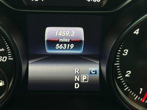 Used 2019 Mercedes-Benz CLA 250 image 23