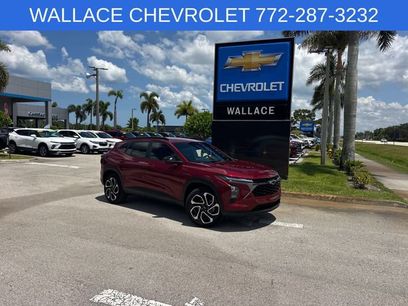 Used 2025 Chevrolet Trax RS w/ Driver Confidence Package