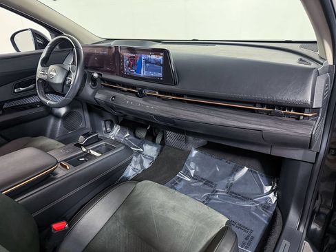 Certified 2023 Nissan Ariya AWD image 13