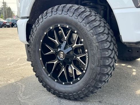 Used 2024 Ford F350 XLT AWD/4WD image 47