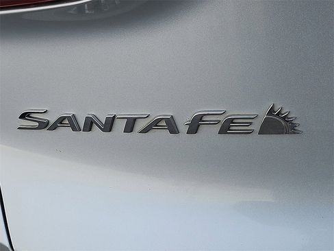 Used 2020 Hyundai Santa Fe Limited image 14