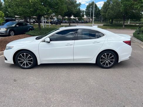 Used 2015 Acura TLX V6 SH-AWD w/ Technology Pkg image 2