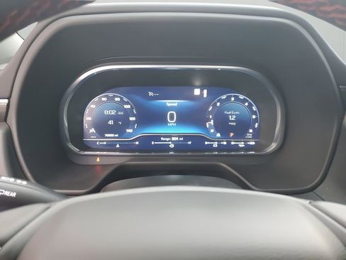 Used 2023 Chevrolet Suburban RST image 37