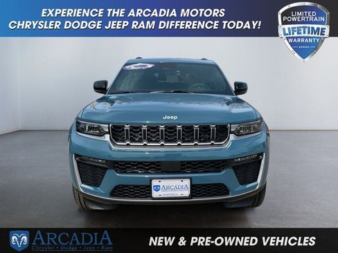 New 2026 Jeep Grand Cherokee L Limited w/ Trailer Tow Package AWD/4WD image 8