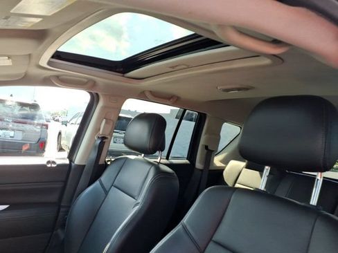 Used 2015 Jeep Compass High Altitude FWD image 25