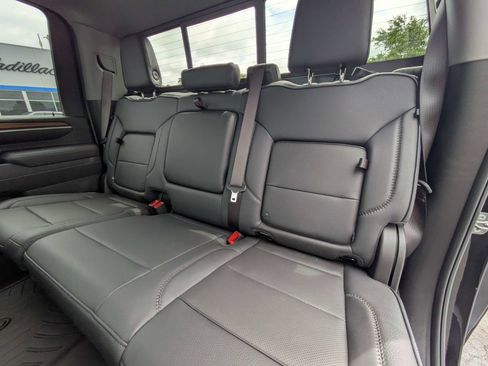 Certified 2025 GMC Sierra 2500 Denali w/ Denali Reserve Package AWD/4WD image 7