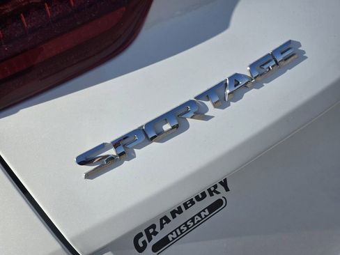 Used 2020 Kia Sportage SX image 9