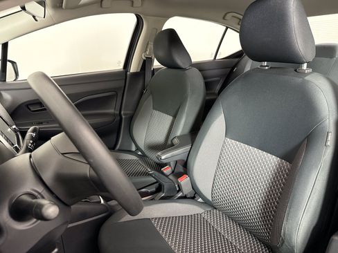 Used 2020 Nissan Versa S FWD image 21