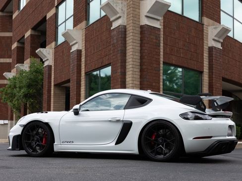 Used 2023 Porsche 718 Cayman GT4 RS image 7
