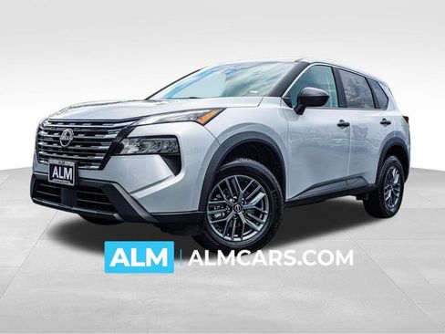Used 2024 Nissan Rogue S FWD image 1