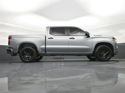 Used 2025 Chevrolet Silverado 1500 Custom w/ Turbomax Blackout Package RWD image 23