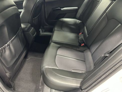 Used 2022 Kia K5 GT-Line FWD image 39