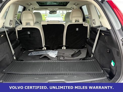 Certified 2025 Volvo XC90 B6 Plus AWD/4WD image 37