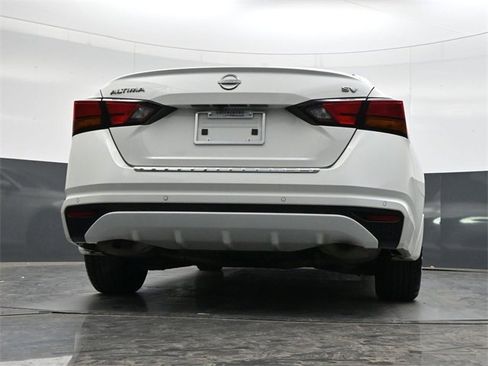 Used 2023 Nissan Altima 2.5 SV image 34