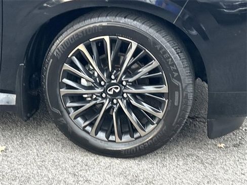 Certified 2025 INFINITI QX80 Autograph w/ Autograph Exterior Package image 9