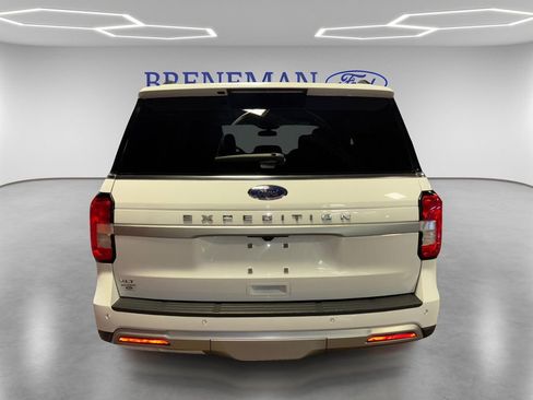 Used 2024 Ford Expedition XLT image 6