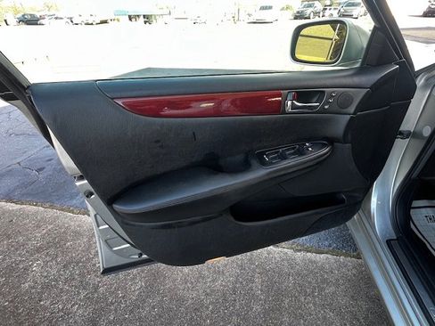 Used 2002 Lexus ES 330 image 8